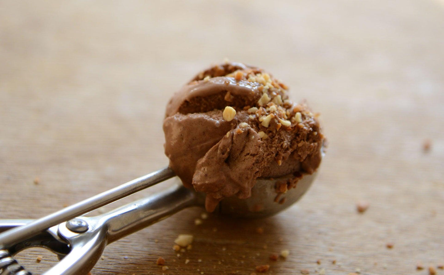 Glace chocolat au lait de noisettes // Sans lait