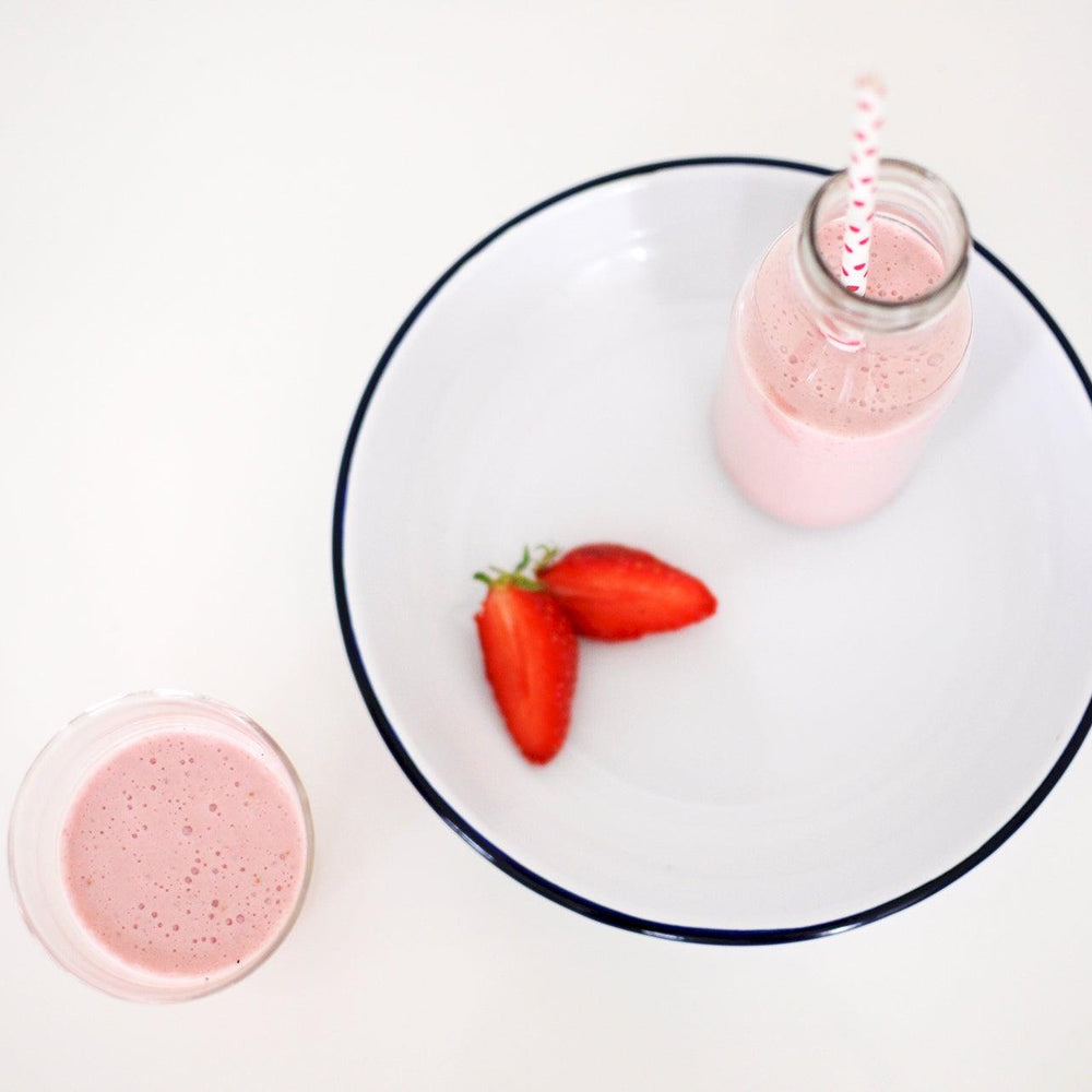 Lassi Fraise // Lait de coco - Eau de rose - Vanessa Pouzet