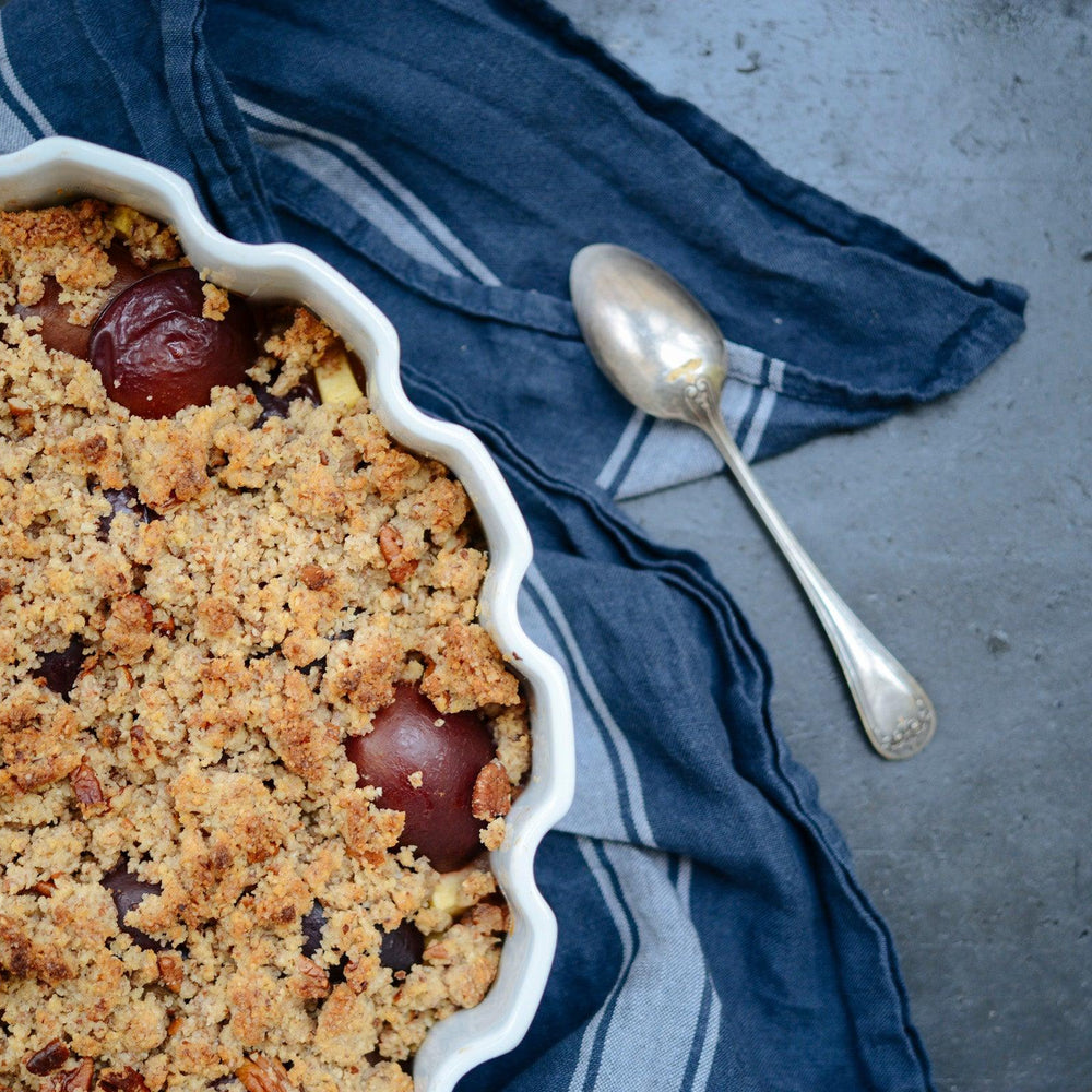 Crumble rustique // Quetsches - Pécan - Vanessa Pouzet