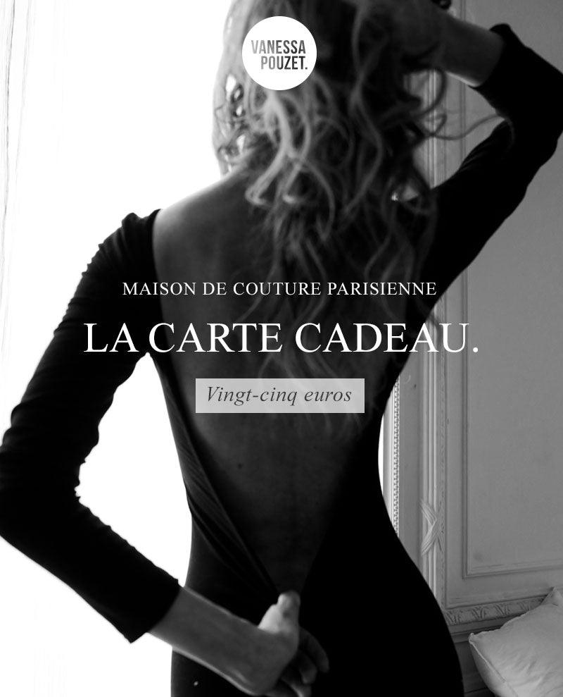 
                      
                        LA CARTE CADEAU - Vanessa Pouzet
                      
                    