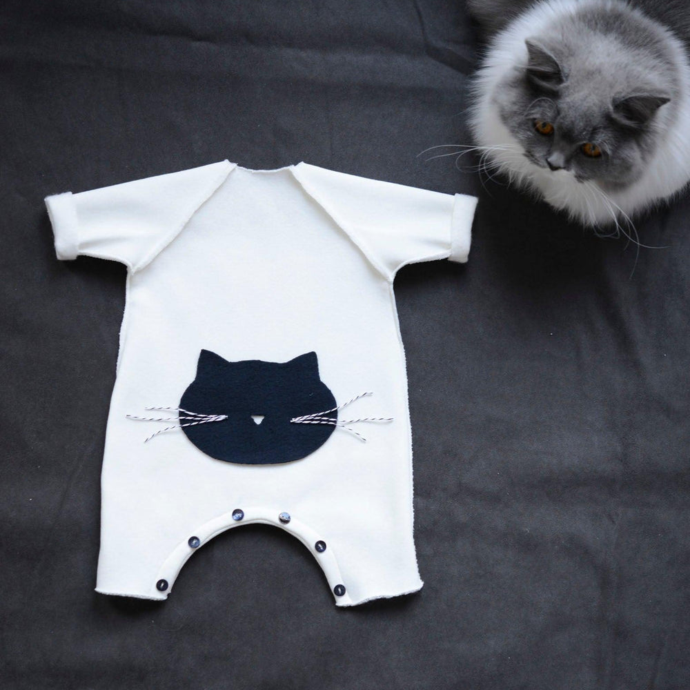 
                      
                        CATBABY (du préma au 2 ans) - Vanessa Pouzet
                      
                    