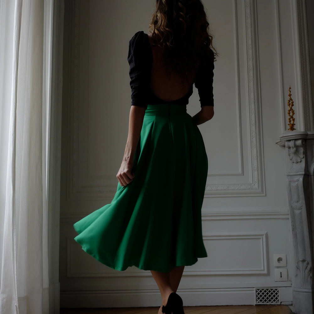 
                      
                        UN BONBON | 3 jupes + un outil magique
                      
                    